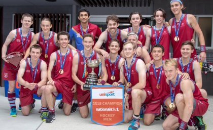UQ's Men's Hockey team. Credit: UniSport/Peter Goodman